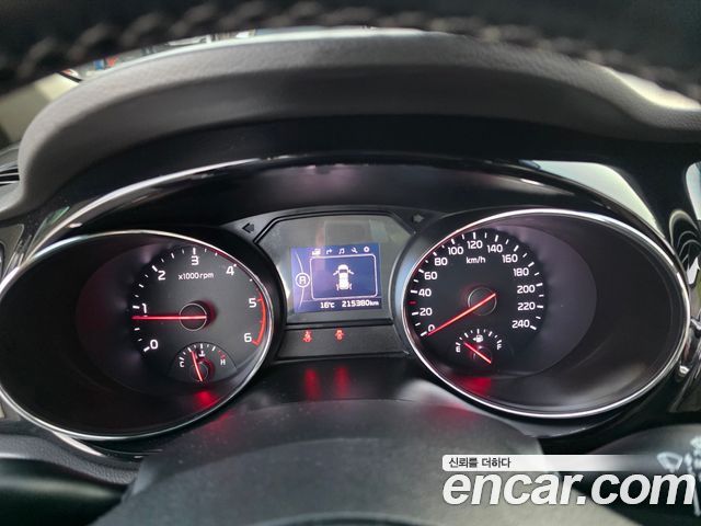Kia Canival 2016 — photo 8