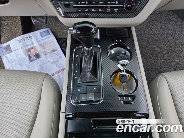 Kia Canival 2016 — photo 9