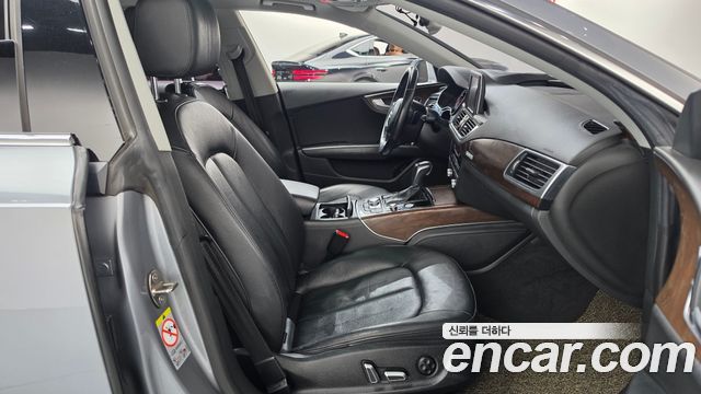 Audi A7 2016 — photo 11