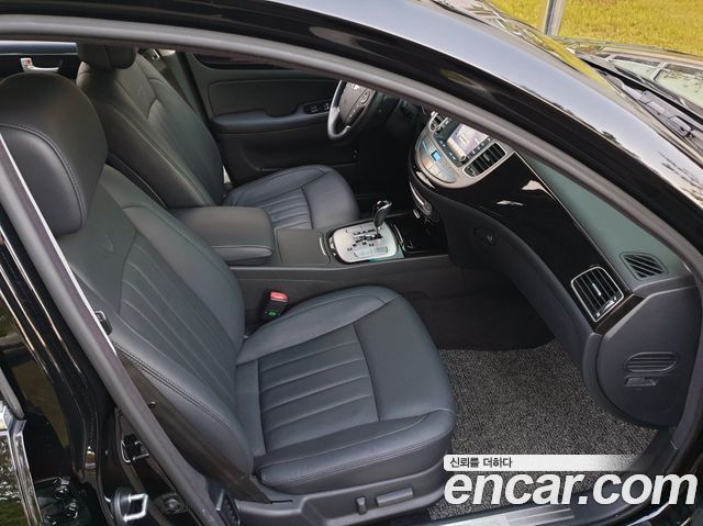 Hyundai Genesis 2013 — photo 2