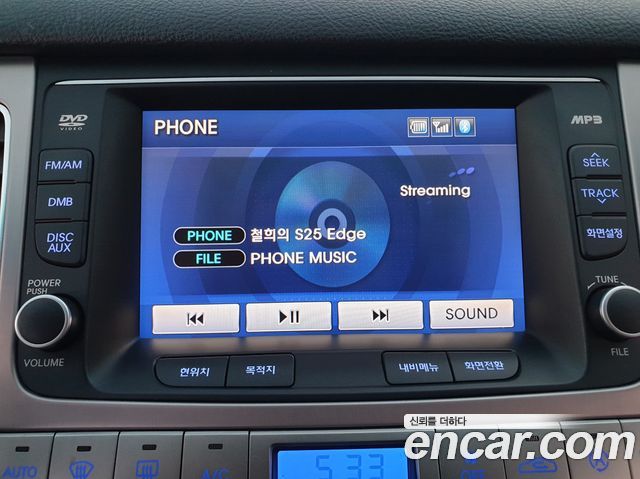 Hyundai Genesis 2013 — photo 12