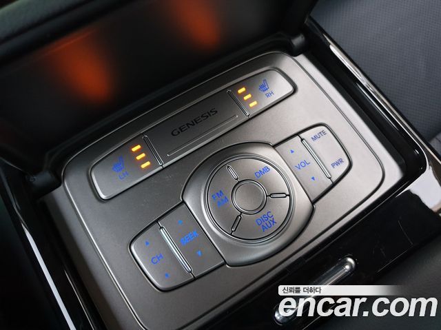 Hyundai Genesis 2013 — photo 19