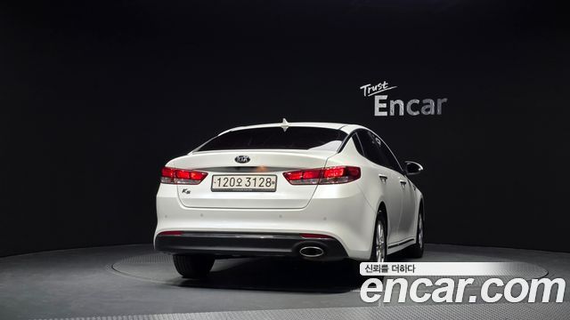Kia K5 2017 — photo 4