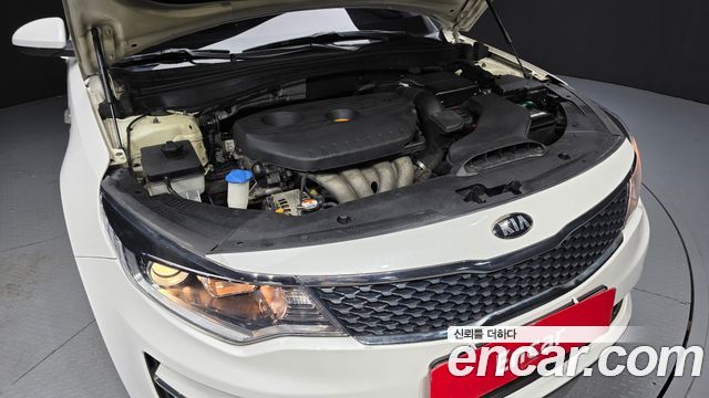 Kia K5 2017 — photo 6