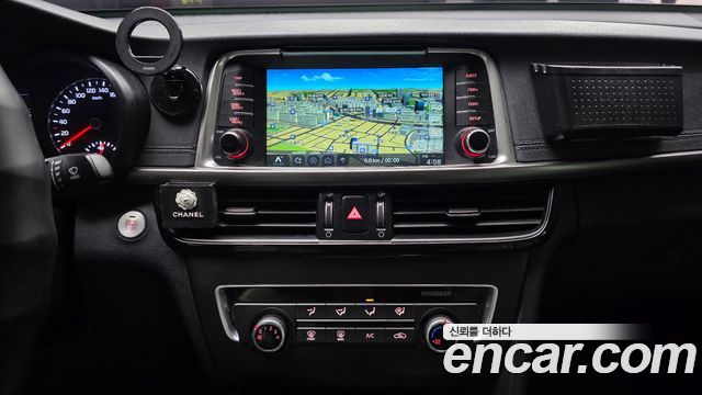 Kia K5 2017 — photo 12