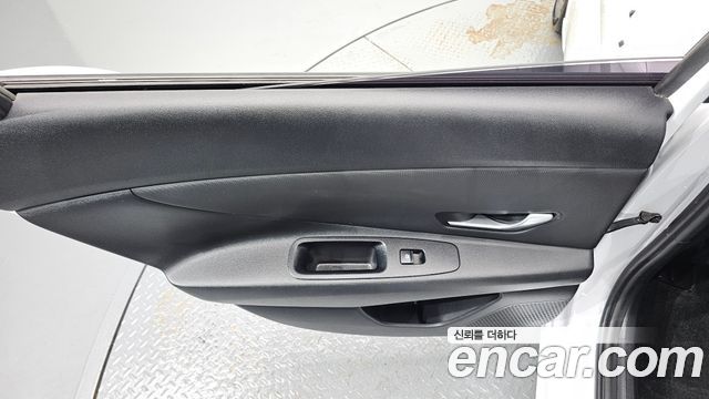 Hyundai AVANTE 2024 — photo 14