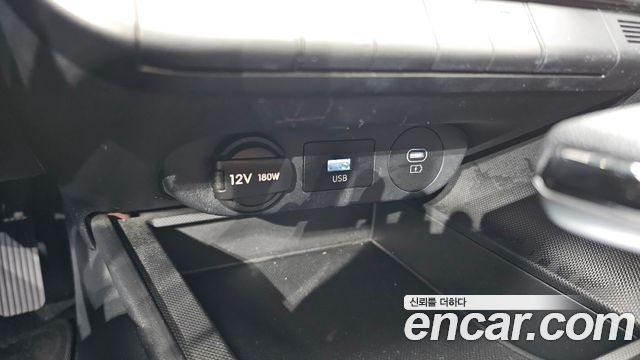 Hyundai AVANTE 2024 — photo 27