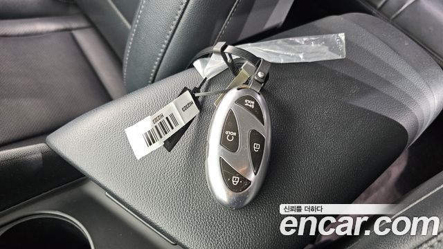 Hyundai AVANTE 2024 — photo 32