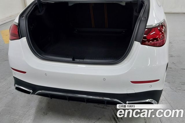 Mercedes-Benz E-Class 2026 — photo 11