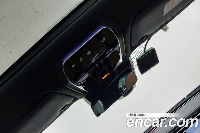 Mercedes-Benz E-Class 2026 — photo 17