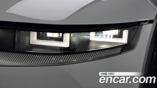 Hyundai Ioniq5 2023 — photo 8