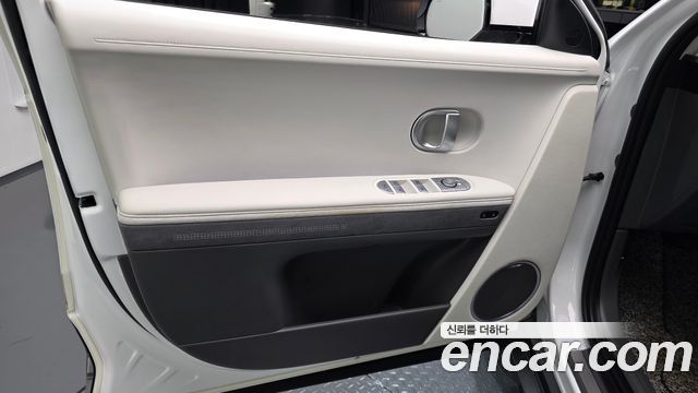 Hyundai Ioniq5 2023 — photo 14