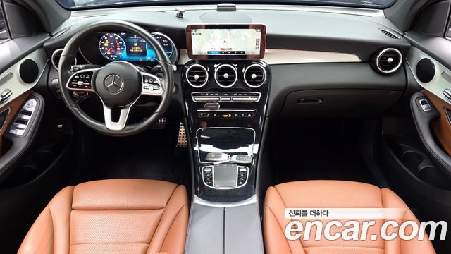 Mercedes-Benz GLC-Class 2021 — photo 10