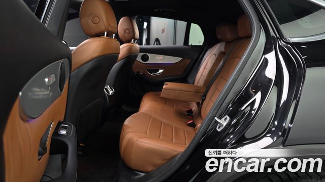 Mercedes-Benz GLC-Class 2021 — photo 18