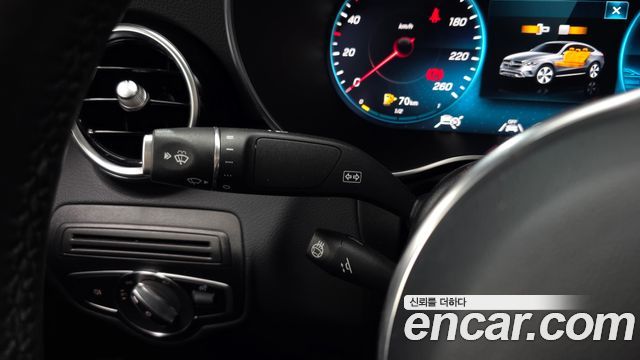 Mercedes-Benz GLC-Class 2021 — photo 27
