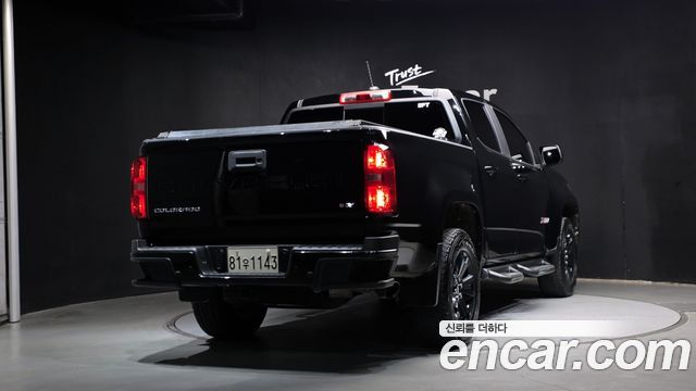 Chevrolet Korea Colorado 2022 — photo 2