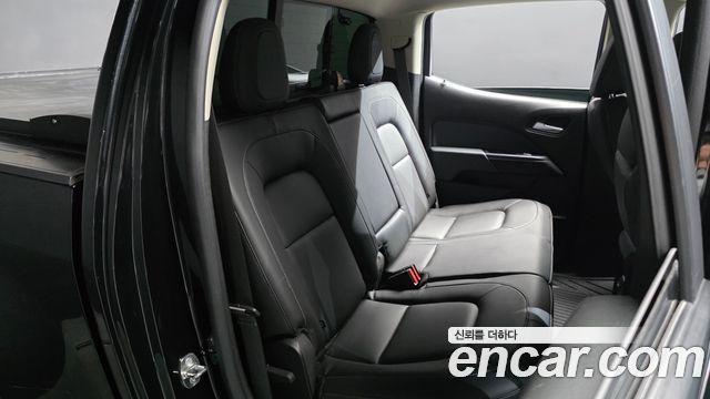 Chevrolet Korea Colorado 2022 — photo 17