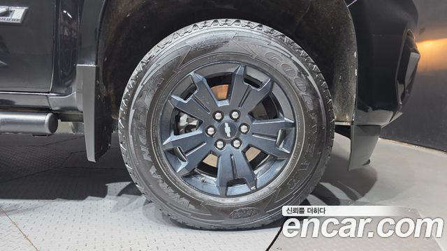 Chevrolet Korea Colorado 2022 — photo 7