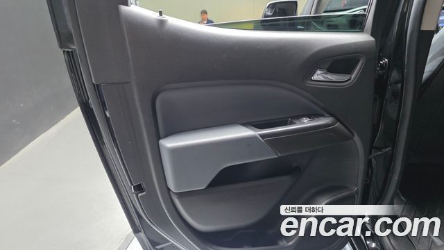 Chevrolet Korea Colorado 2022 — photo 15