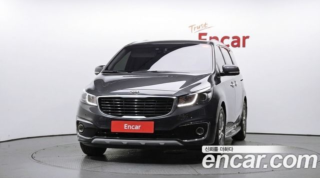 Kia Canival 2016 — photo 3