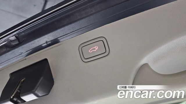 Kia Canival 2016 — photo 20
