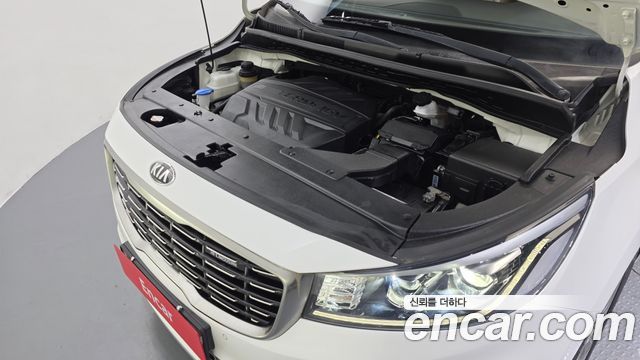 Kia Canival 2019 — photo 6