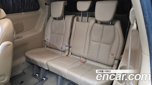 Kia Canival 2019 — photo 17