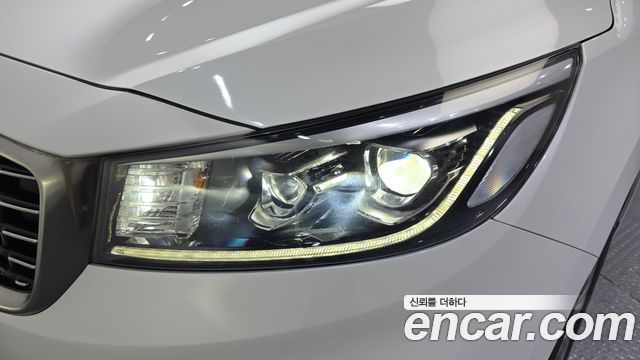 Kia Canival 2019 — photo 8