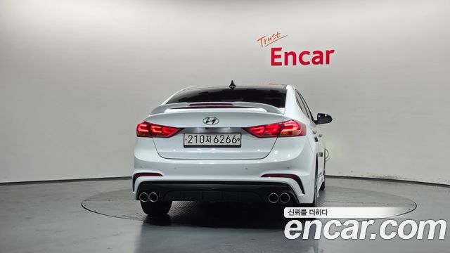 Hyundai AVANTE 2017 — photo 4
