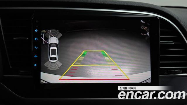 Hyundai AVANTE 2017 — photo 20