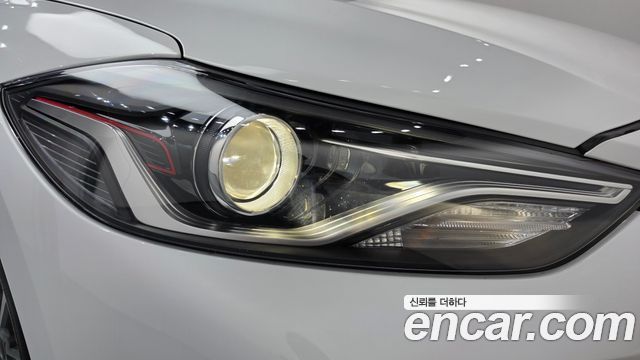 Hyundai AVANTE 2017 — photo 8