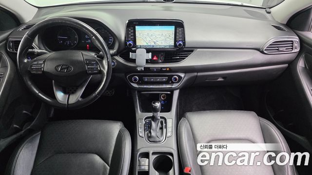 Hyundai i30 2017 — photo 7