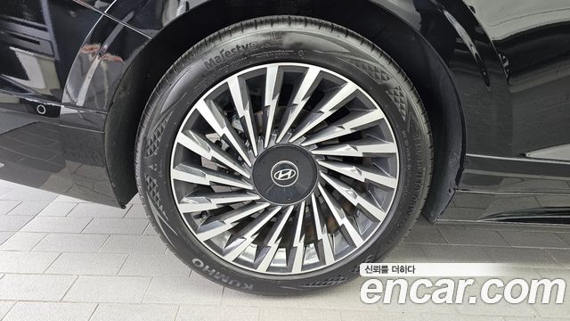 Hyundai Grandeur 2023 — photo 5