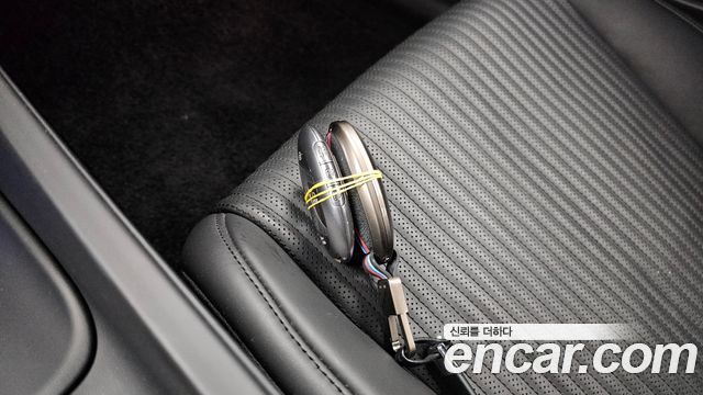 Hyundai Grandeur 2023 — photo 16