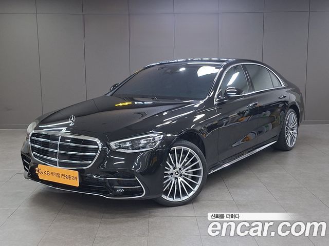 Mercedes-Benz S-Class 2025 — photo 1