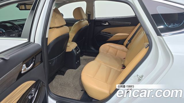 Kia K7 2020 — photo 17