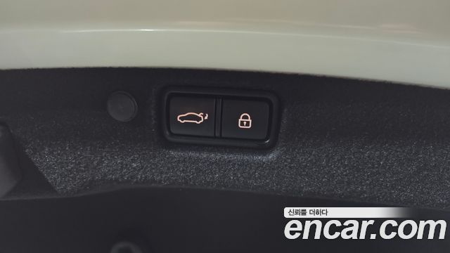 Kia K7 2020 — photo 23