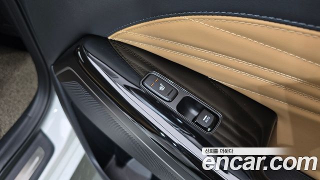 Kia K7 2020 — photo 38