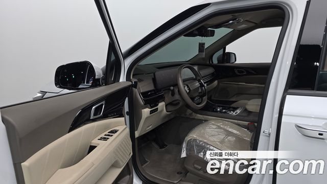 Kia Canival 2025 — photo 13