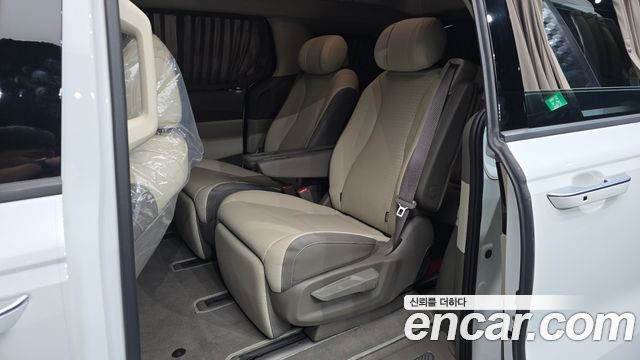 Kia Canival 2025 — photo 18