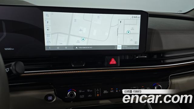 Kia Canival 2025 — photo 24