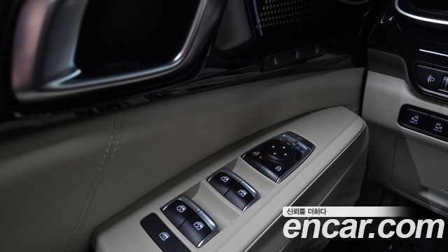 Kia Canival 2025 — photo 28