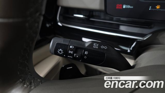 Kia Canival 2025 — photo 29