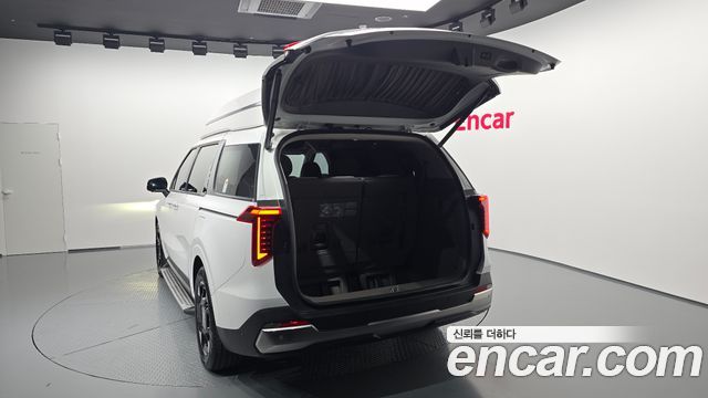 Kia Canival 2025 — photo 40