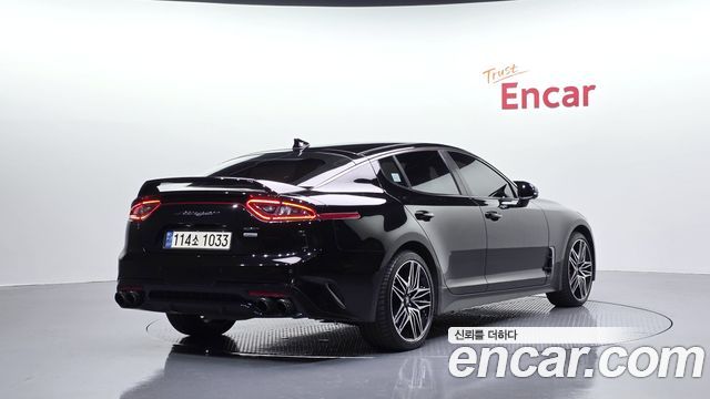 Kia Stinger 2018 — photo 2