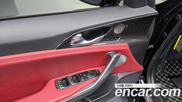 Kia Stinger 2018 — photo 26