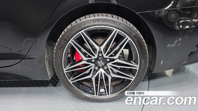 Kia Stinger 2018 — photo 7