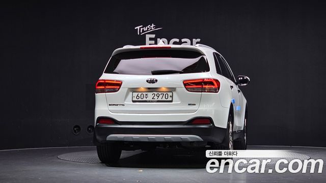 Kia Sorento 2015 — photo 4
