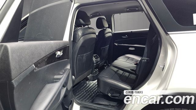 Kia Sorento 2015 — photo 18