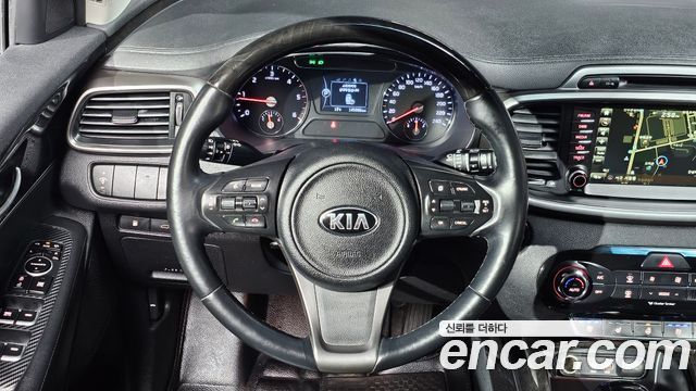 Kia Sorento 2015 — photo 21
